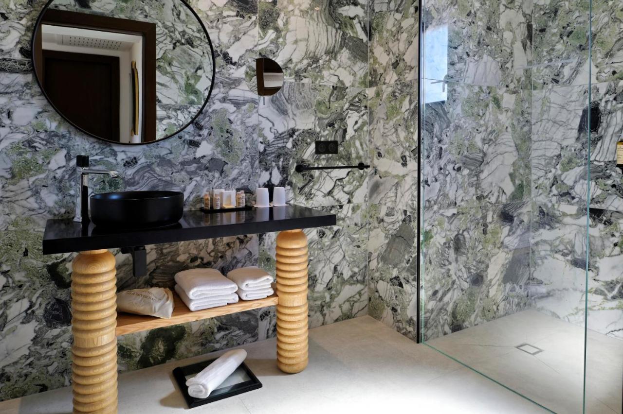 Hotel & Spa Rocabella LʼÎle-Rousse 外观 照片