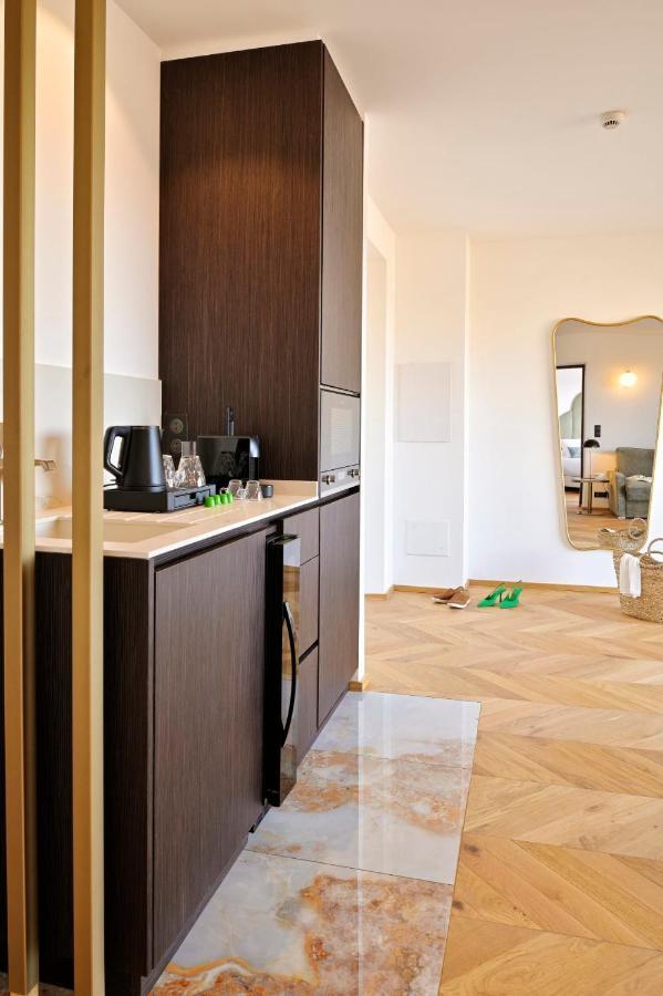 Hotel & Spa Rocabella LʼÎle-Rousse 外观 照片