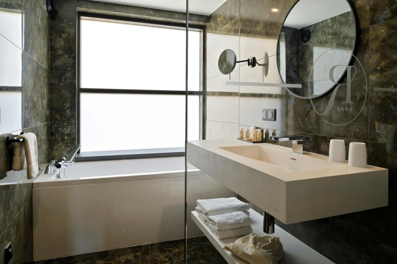 Hotel & Spa Rocabella LʼÎle-Rousse 外观 照片