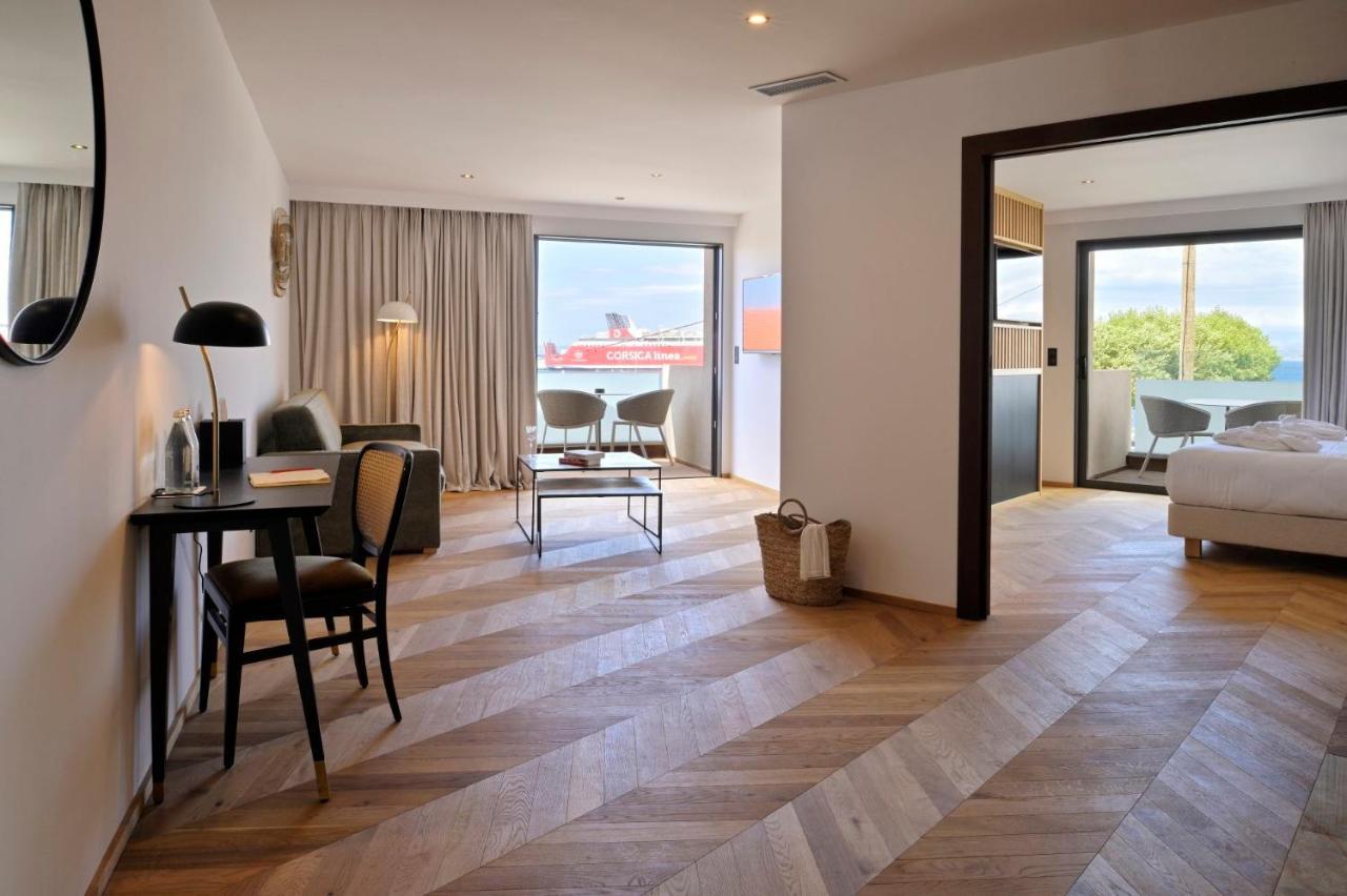 Hotel & Spa Rocabella LʼÎle-Rousse 外观 照片
