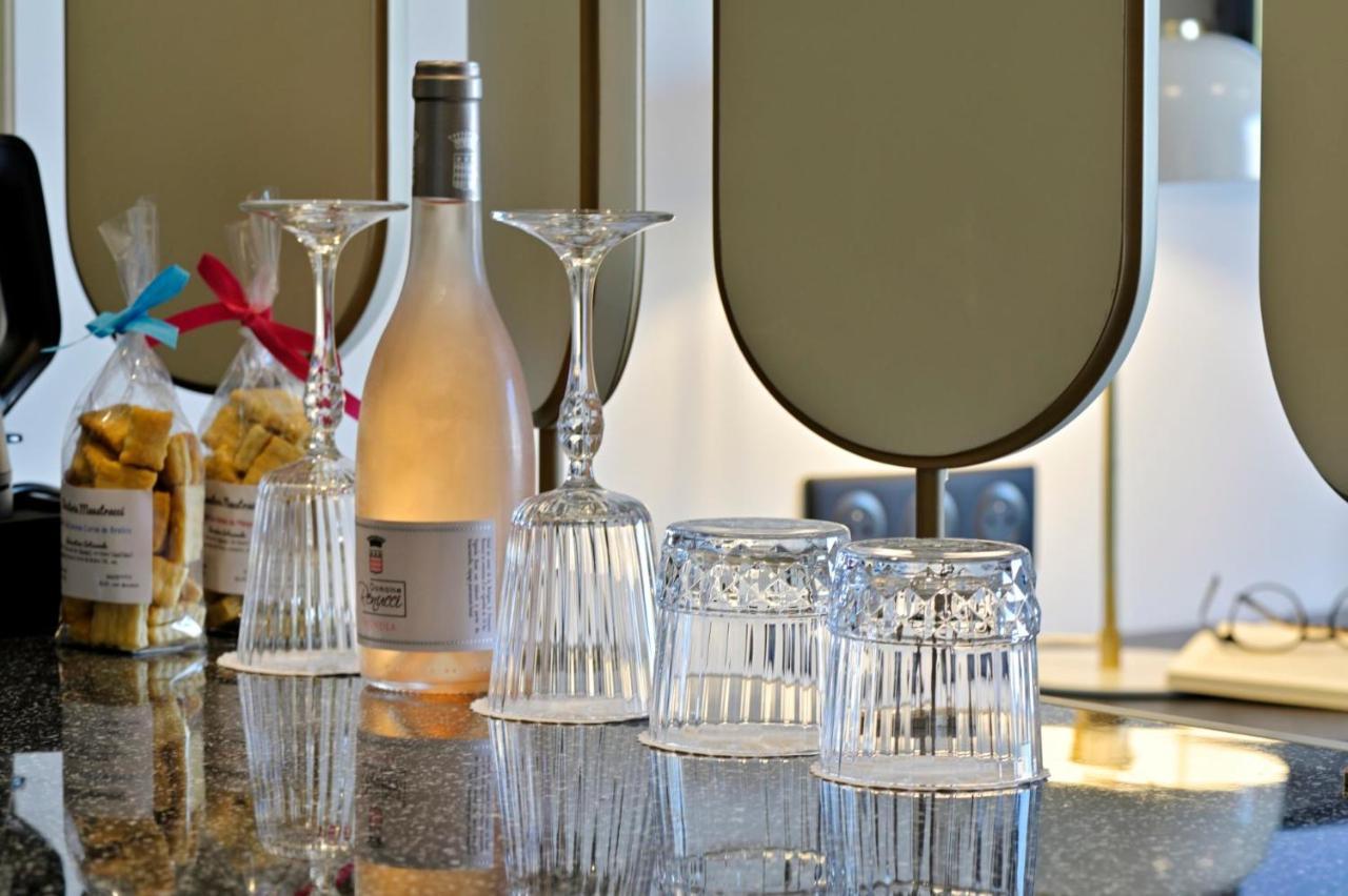 Hotel & Spa Rocabella LʼÎle-Rousse 外观 照片
